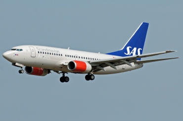 LN-TUD (28217) 1998 Boeing 737-705