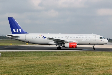 OY-KAN (2958) 2006 Airbus A320-232