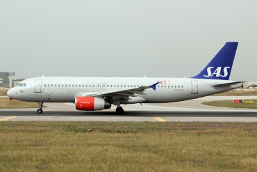 OY-KAW · Airbus A320-232 · (MLA / LMML)