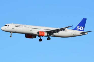 OY-KBE (1798) 2002 Airbus A321-232