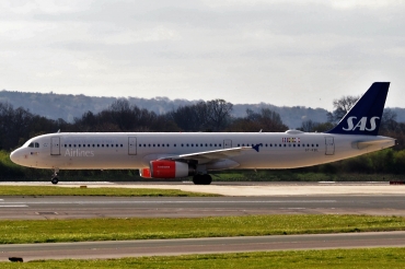 OY-KBL (1619) 2001 Airbus A321-232