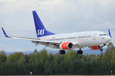LN-TUK (26096) 2001 Boeing 737-705(WL)