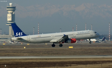 OY-KBH (cn 1675) Airbus A321-232