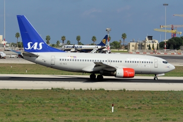 SE-RES (30737) 2000 Boeing 737-7BX