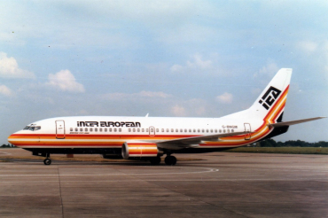 G-BNGM (23925) 1988 Boeing 737-3Y0