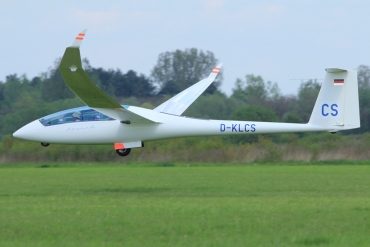 D-KLCS ( 34 ) Schempp-Hirth Arcus M
