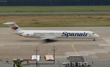 EC-GQG (cn 49577) McDonnell Douglas MD-83