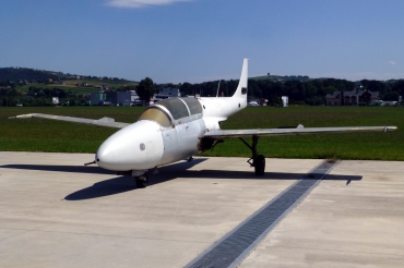 817 (1H 08-17) 1970 PZL-Mielec TS-11 Iskra