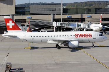 HB-JLR (5037) 2012 Airbus A320-214