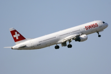 HB-ION (5567) 2013 Airbus A321-212