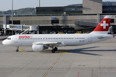 HB-JLQ (4673) 2011 Airbus A320-214