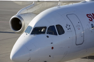 HB-IXQ · British Aerospace Avro 146-RJ100 · (ZRH / LSZH)