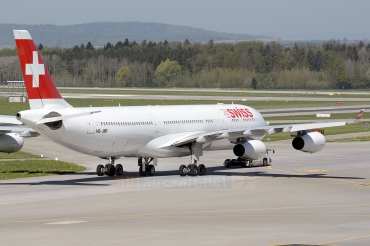 HB-JMF (561) 2003 Airbus A340-313