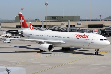 HB-JHI, (cn 1181), Airbus A330-300