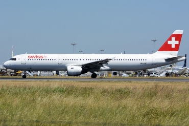 HB-IOF (541) 1995 Airbus A321-111