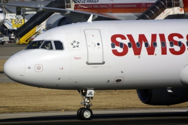 HB-IJL (603) 1996 Airbus A320-214