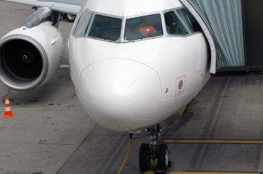 HB-IJI (577) 1996 Airbus A320-214