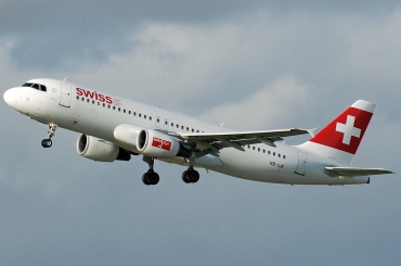 HB-IJE (cn 0559) Airbus A320-214