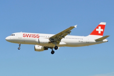 HB-IJK (cn 0596) Airbus A320-214