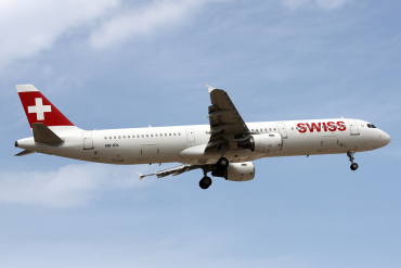 HB-IOL (1144) 1999 Airbus A321-111