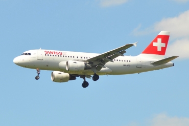 HB-IPT (727) 1997 Airbus A319-112