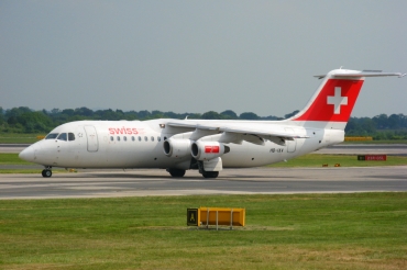HB-IXV (cn E03274) BAe Avro RJ100