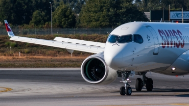 HB-JCB (55011) 2017 Bombardier CSeries CS300