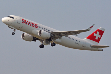 HB-JLT (5518) 2013 Airbus A320-214(WL)