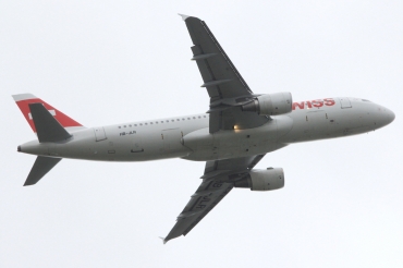 HB-JLR (5037) 2012 Airbus A320-214