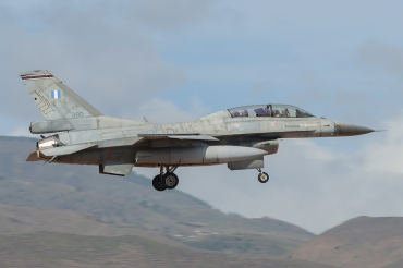 080 General Dynamics F-16D Fighting Falcon