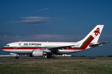 CS-TEH (483) 1988 Airbus A310-304