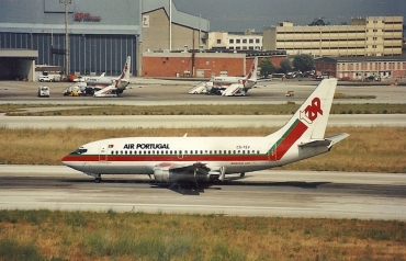 CS-TEV (22402) 1981 Boeing 737-230(A)