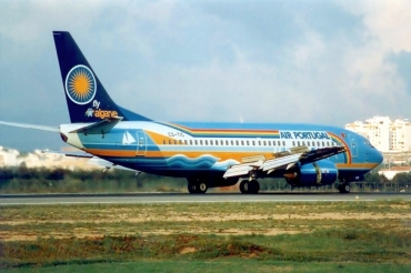 CS-TIC (24366) 1989 Boeing 737-382