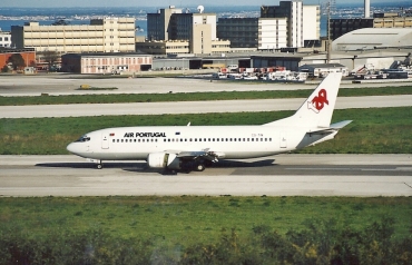 CS-TIN (23827) 1987 Boeing 737-33A
