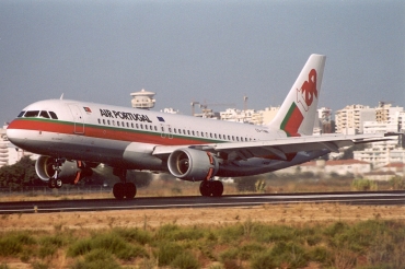 CS-TNN (1816) 2002 Airbus A320-214