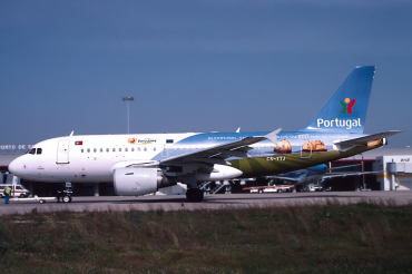 CS-TTJ (979) 1999 Airbus A319-111