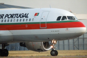 CS-TNE (395) 1992 Airbus A320-212