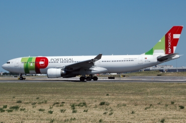 CS-TON (904) 2008 Airbus A330-202