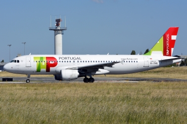 CS-TNQ (3769) 2009 Airbus A320-214