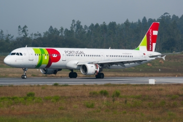 CS-TJE (1307) 2000 Airbus A321-211