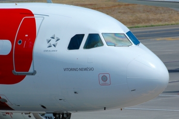 CS-TNL (1231) 2000 Airbus A320-214