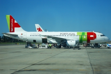 CS-TNO (234) 1991 Airbus A320-211