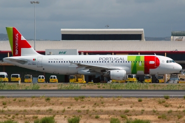 CS-TNO · Airbus A320-211 · (FAO / LPFR)