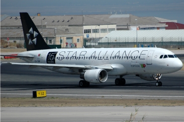 CS-TNP · Airbus A320-214 · (LIS / LPPT)