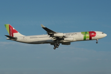 CS-TOD (091) 1995 Airbus A340-312