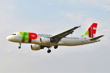 CS-TQD (870) 1999 Airbus A320-214