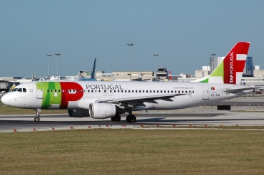 CS-TNI (982) 1999 Airbus A320-214