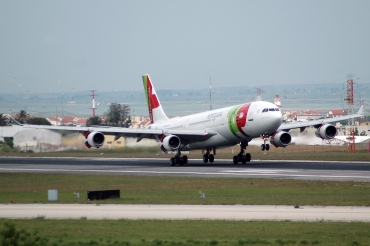 CS-TOD (091) 1995 Airbus A340-312