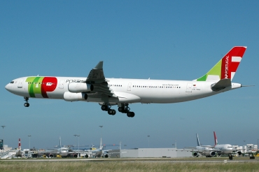 CS-TOA (041) 1994 Airbus A340-312