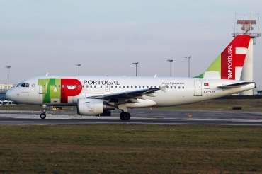 CS-TTP (1165) 2000 Airbus A319-111